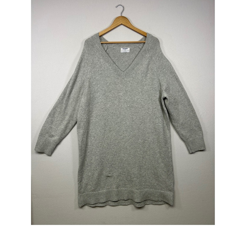 Cozy Minimalist Old Navy Women 2X Gray SoSoft V-Neck Knit Sweater Dress Raglan